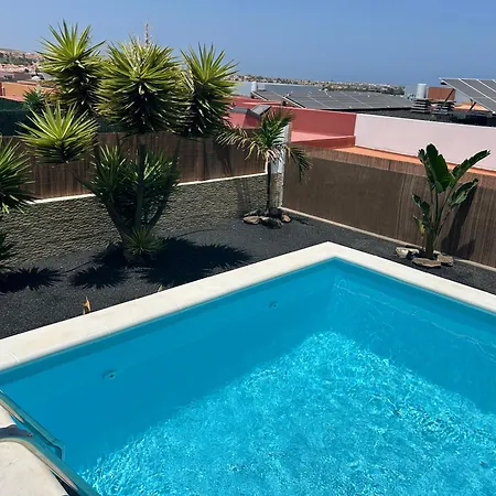 ヴィラ Dinateli, Salinas Golf