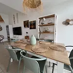 ヴィラ Dinateli, Salinas Golf