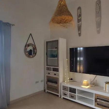 Dinateli, Salinas Golf Willa