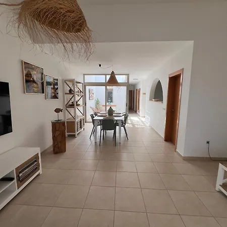 ヴィラ Dinateli, Salinas Golf *